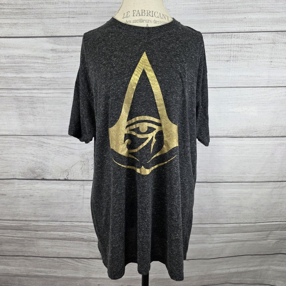 Assassins Creed Origins Hrathered Gray And Gold Graphic Tshirt